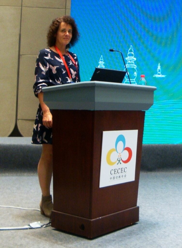 Dr Sarah Alexander presenting on NZ early childhood education at a Conference in China.