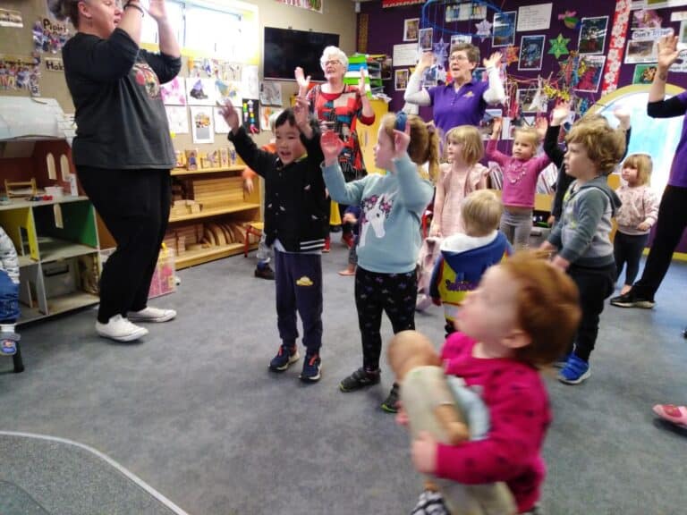 Te Reo Maori language singing and group activity in early childhood education centres