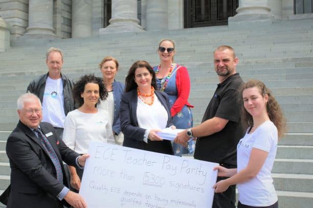 petition presentation to NZ Parliament
